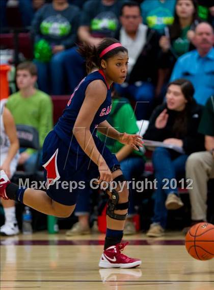 Thumbnail 2 in Incarnate Word vs. John Paul II photogallery.