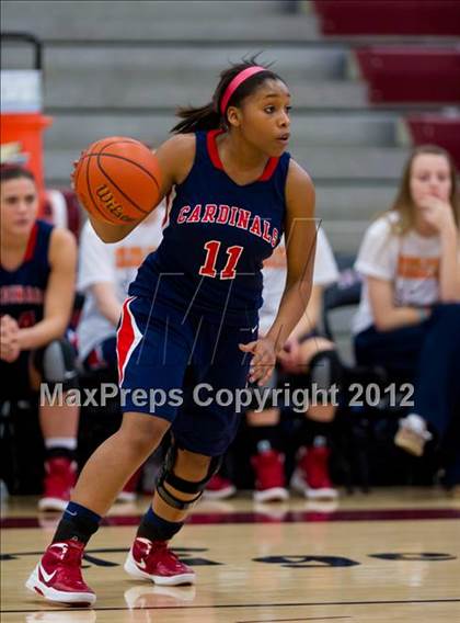 Thumbnail 3 in Incarnate Word vs. John Paul II photogallery.