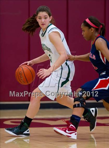 Thumbnail 1 in Incarnate Word vs. John Paul II photogallery.