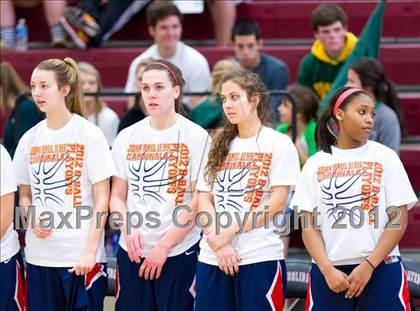 Thumbnail 2 in Incarnate Word vs. John Paul II photogallery.