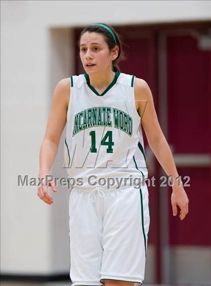 Thumbnail 1 in Incarnate Word vs. John Paul II photogallery.