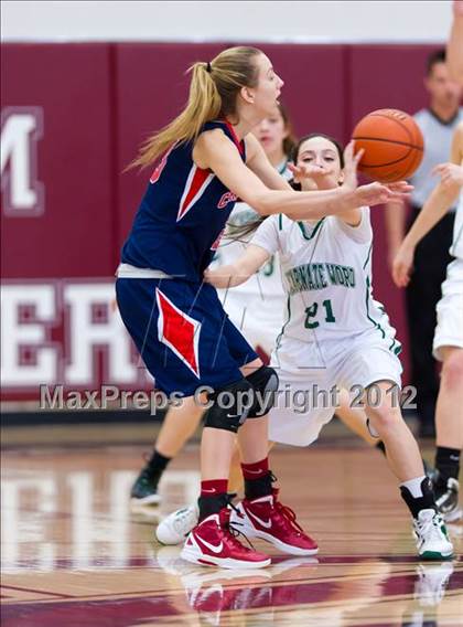 Thumbnail 3 in Incarnate Word vs. John Paul II photogallery.