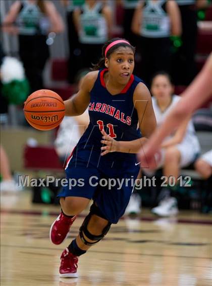 Thumbnail 1 in Incarnate Word vs. John Paul II photogallery.