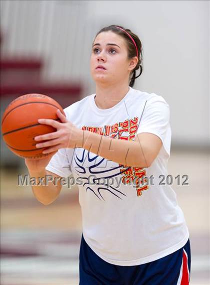 Thumbnail 1 in Incarnate Word vs. John Paul II photogallery.