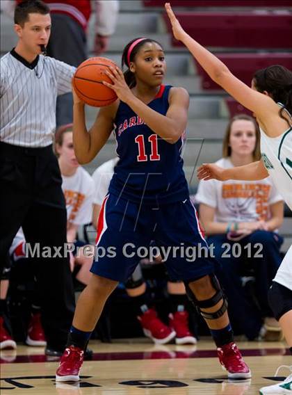 Thumbnail 1 in Incarnate Word vs. John Paul II photogallery.