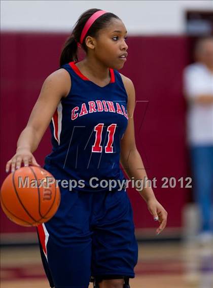 Thumbnail 1 in Incarnate Word vs. John Paul II photogallery.