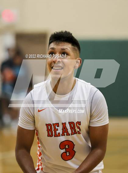 Thumbnail 3 in Selma vs. Golden West photogallery.