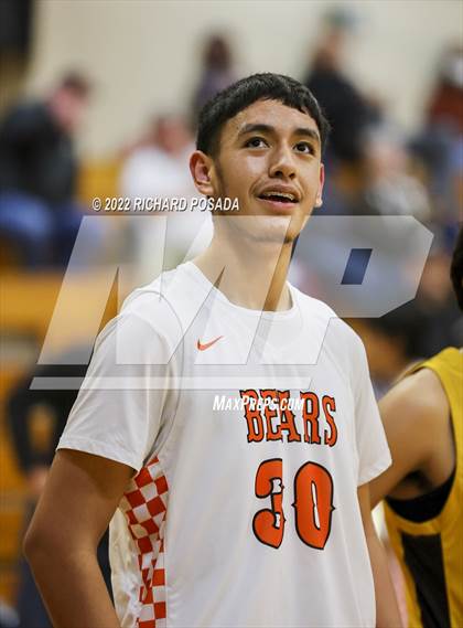 Thumbnail 2 in Selma vs. Golden West photogallery.