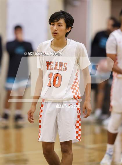 Thumbnail 2 in Selma vs. Golden West photogallery.