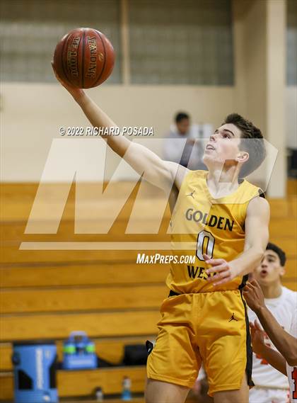 Thumbnail 3 in Selma vs. Golden West photogallery.