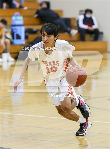 Thumbnail 3 in Selma vs. Golden West photogallery.