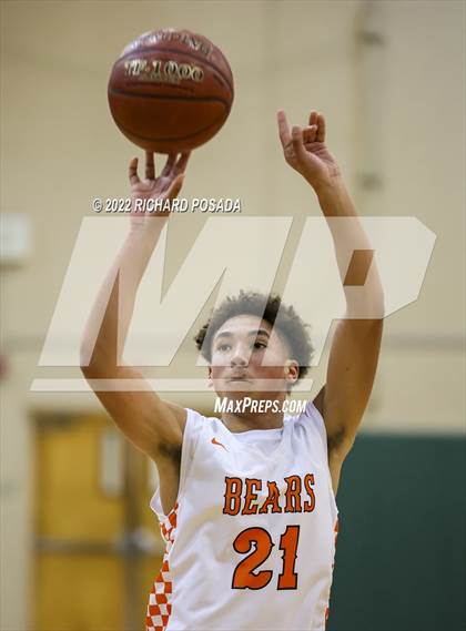 Thumbnail 3 in Selma vs. Golden West photogallery.
