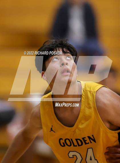 Thumbnail 3 in Selma vs. Golden West photogallery.