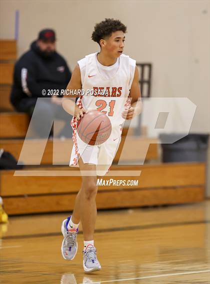Thumbnail 1 in Selma vs. Golden West photogallery.