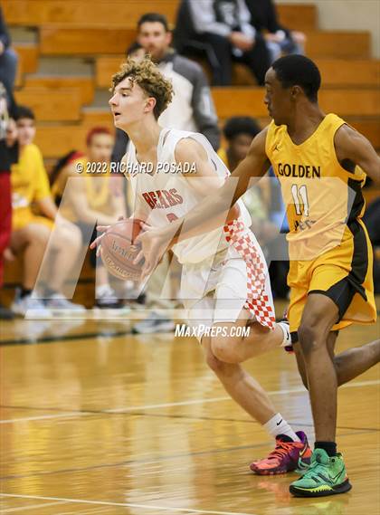 Thumbnail 3 in Selma vs. Golden West photogallery.