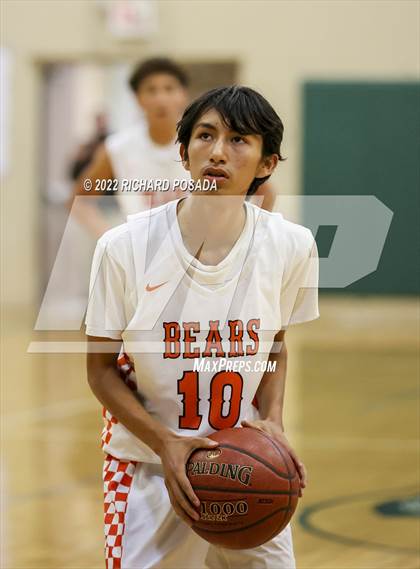 Thumbnail 2 in Selma vs. Golden West photogallery.