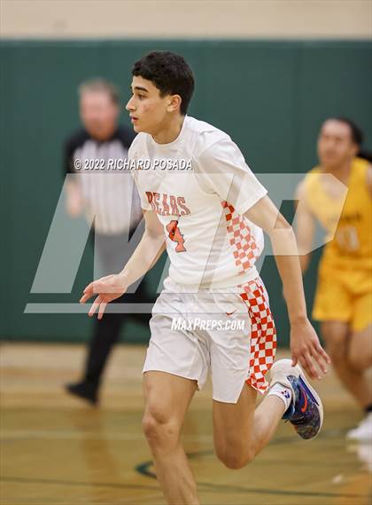 Thumbnail 3 in Selma vs. Golden West photogallery.