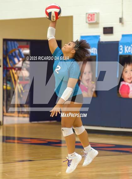 Thumbnail 1 in Morton Ranch @ Seven Lakes photogallery.