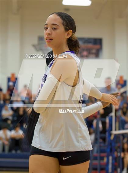 Thumbnail 1 in Morton Ranch @ Seven Lakes photogallery.