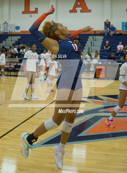 Thumbnail 1 in Morton Ranch @ Seven Lakes photogallery.