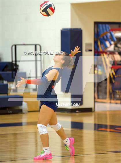 Thumbnail 1 in Morton Ranch @ Seven Lakes photogallery.