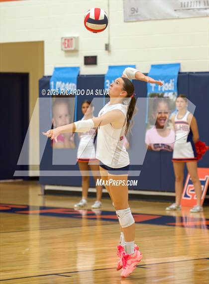 Thumbnail 1 in Morton Ranch @ Seven Lakes photogallery.