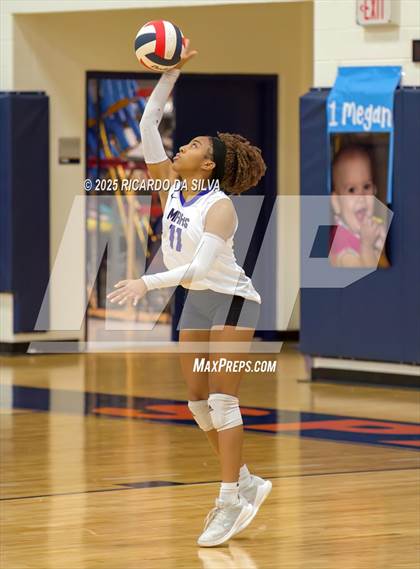 Thumbnail 1 in Morton Ranch @ Seven Lakes photogallery.