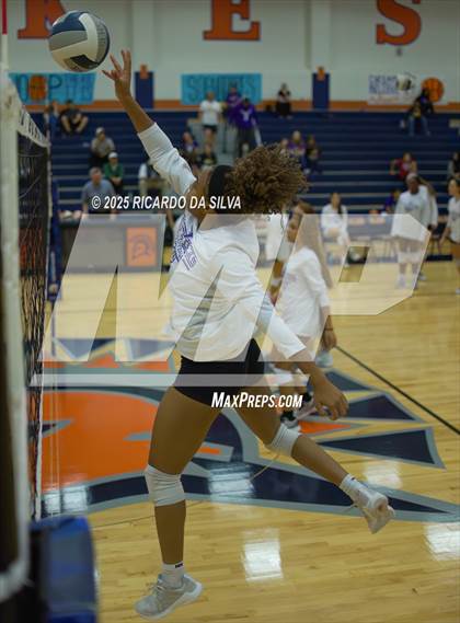 Thumbnail 2 in Morton Ranch @ Seven Lakes photogallery.