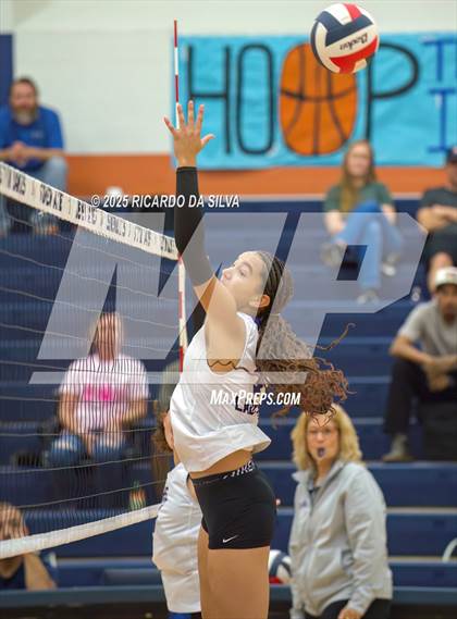 Thumbnail 1 in Morton Ranch @ Seven Lakes photogallery.