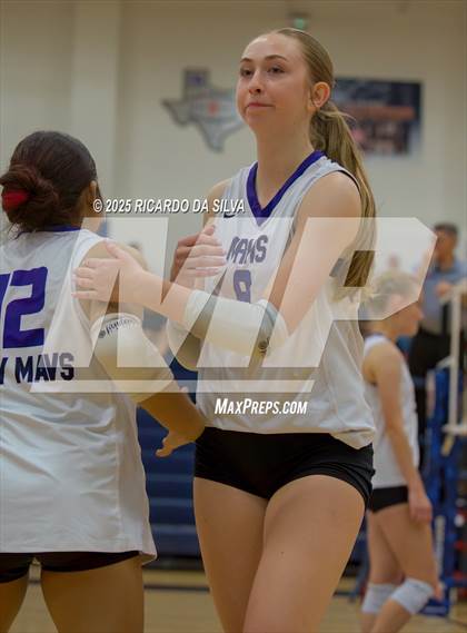 Thumbnail 1 in Morton Ranch @ Seven Lakes photogallery.