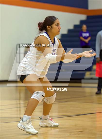 Thumbnail 1 in Morton Ranch @ Seven Lakes photogallery.