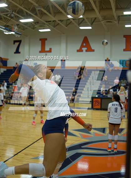 Thumbnail 1 in Morton Ranch @ Seven Lakes photogallery.