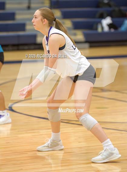 Thumbnail 1 in Morton Ranch @ Seven Lakes photogallery.