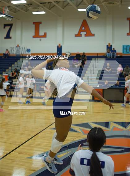 Thumbnail 2 in Morton Ranch @ Seven Lakes photogallery.