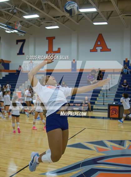 Thumbnail 1 in Morton Ranch @ Seven Lakes photogallery.