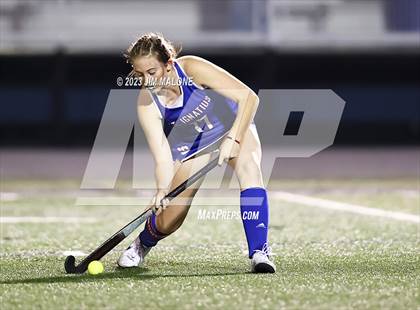 Thumbnail 2 in Los Gatos vs. St. Ignatius College Preparatory (CIFCCS Championship) photogallery.