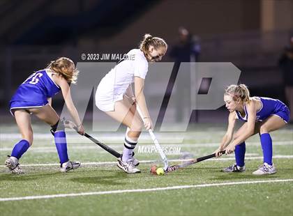 Thumbnail 3 in Los Gatos vs. St. Ignatius College Preparatory (CIFCCS Championship) photogallery.