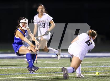 Thumbnail 3 in Los Gatos vs. St. Ignatius College Preparatory (CIFCCS Championship) photogallery.