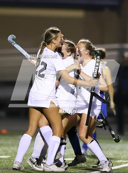 Thumbnail 2 in Los Gatos vs. St. Ignatius College Preparatory (CIFCCS Championship) photogallery.