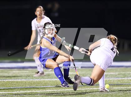 Thumbnail 1 in Los Gatos vs. St. Ignatius College Preparatory (CIFCCS Championship) photogallery.