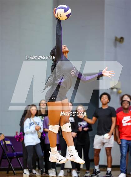 Thumbnail 3 in Center Hill @ DeSoto Central photogallery.