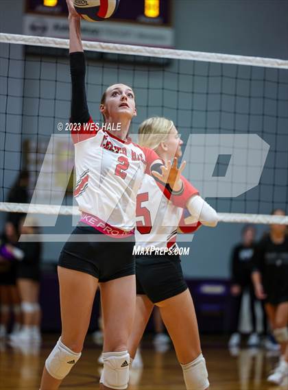 Thumbnail 3 in Center Hill @ DeSoto Central photogallery.