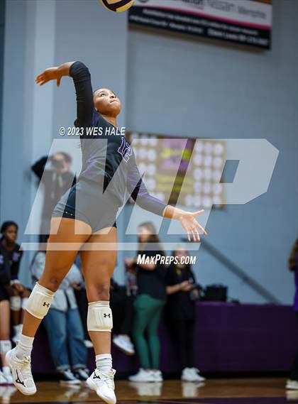 Thumbnail 2 in Center Hill @ DeSoto Central photogallery.