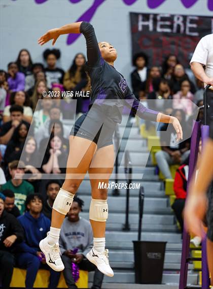 Thumbnail 3 in Center Hill @ DeSoto Central photogallery.