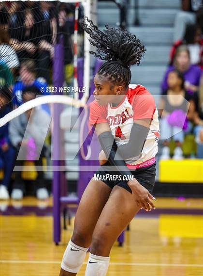 Thumbnail 1 in Center Hill @ DeSoto Central photogallery.