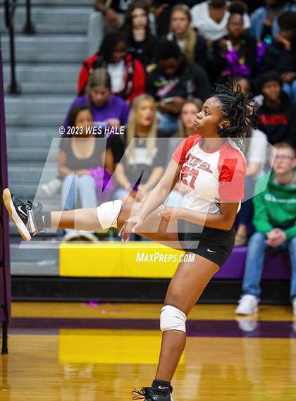Thumbnail 3 in Center Hill @ DeSoto Central photogallery.