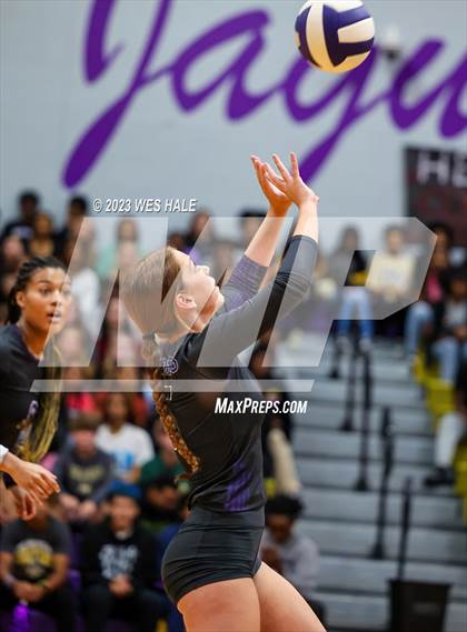 Thumbnail 2 in Center Hill @ DeSoto Central photogallery.