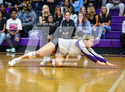 Thumbnail 1 in Center Hill @ DeSoto Central photogallery.