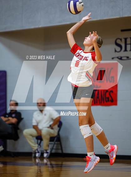 Thumbnail 1 in Center Hill @ DeSoto Central photogallery.
