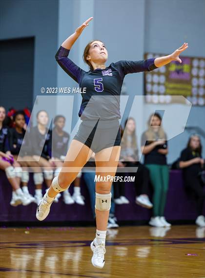Thumbnail 1 in Center Hill @ DeSoto Central photogallery.